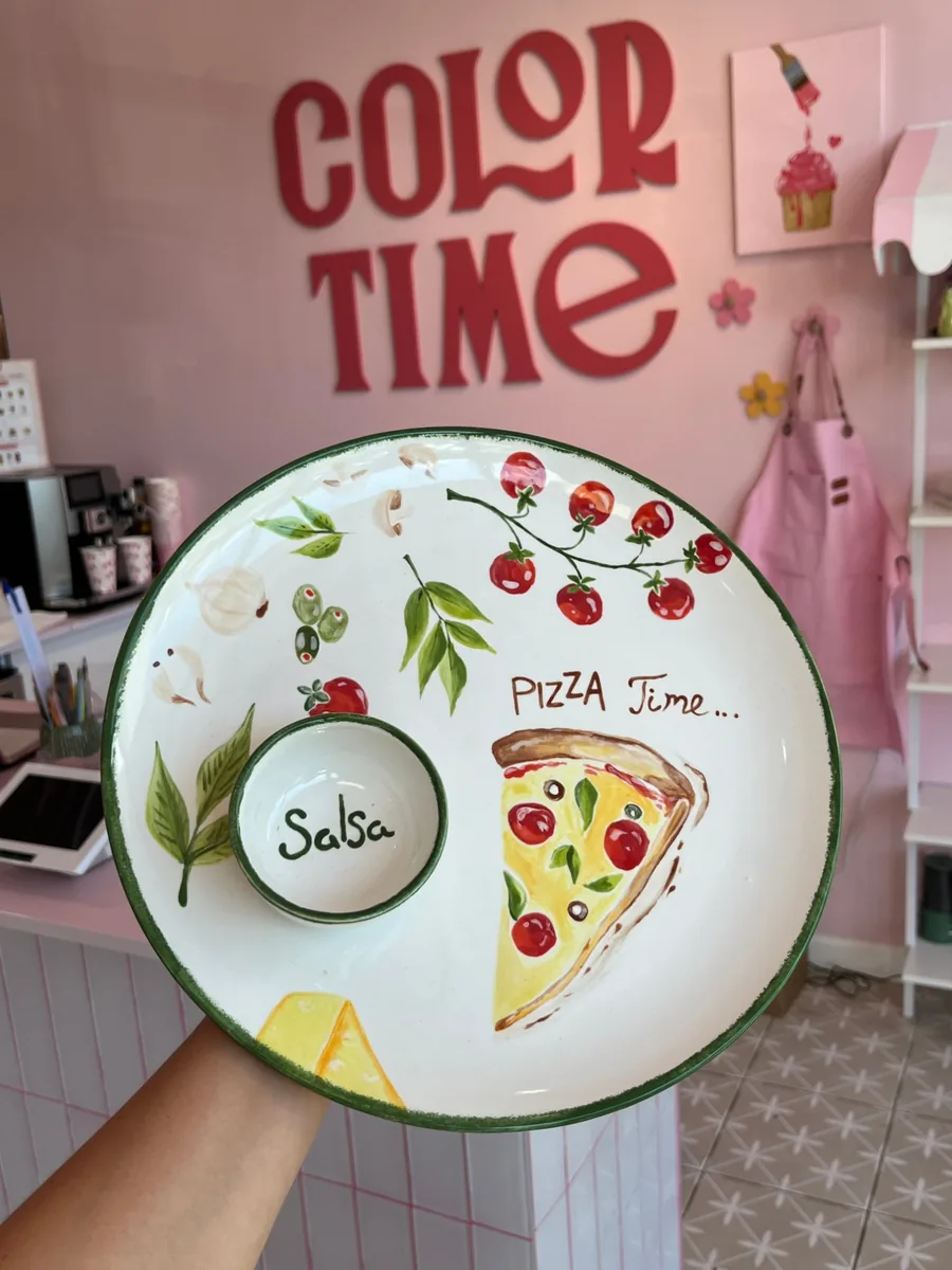 Salsa bowl on a pizza plate